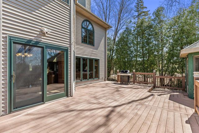 8513 47th STREET, Franklin, WI 53132