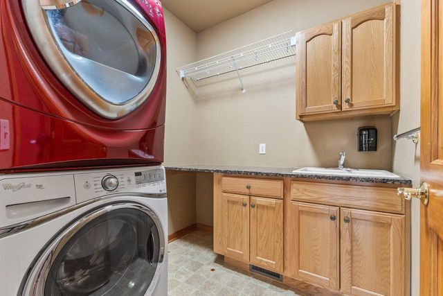 8513 47th STREET, Franklin, WI 53132