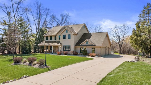 8513 47th STREET, Franklin, WI 53132