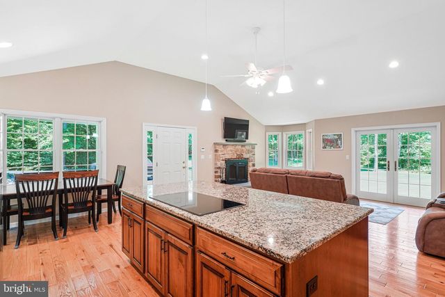 4740 FORD FIELDS RD, Myersville, MD 21773