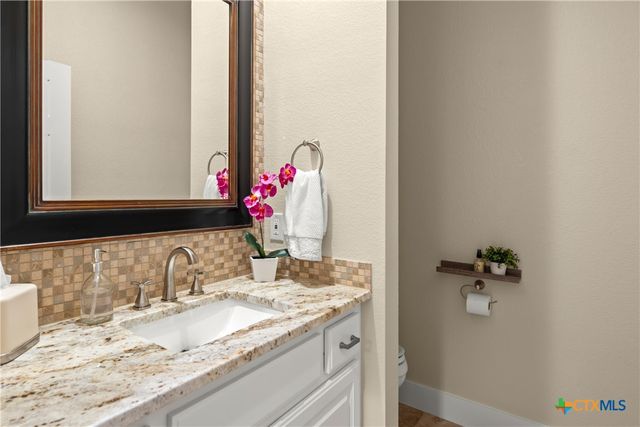 2216 Garden Court, San Marcos, TX 78666