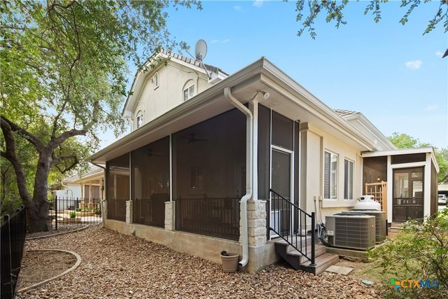 2216 Garden Court, San Marcos, TX 78666