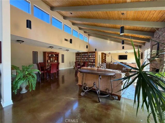 824 Pinetree Circle 36, Thousand Oaks, CA 91360