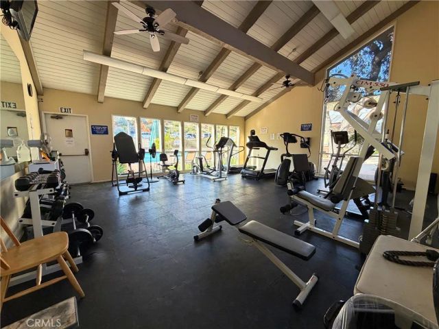 824 Pinetree Circle 36, Thousand Oaks, CA 91360