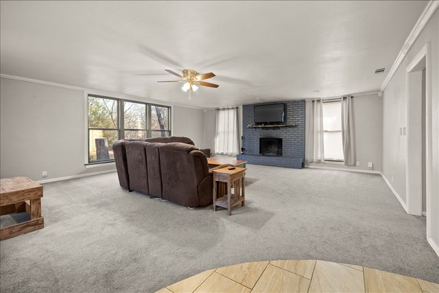 100 Sands Drive, Azle, TX 76020