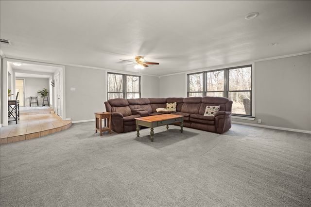 100 Sands Drive, Azle, TX 76020