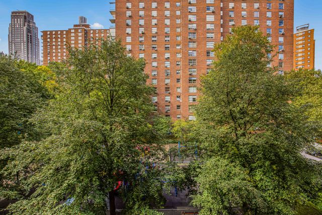 80 La Salle St Apt 5H, New York City, NY 10027