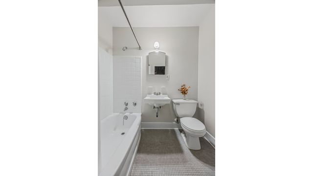 80 La Salle St Apt 5H, New York City, NY 10027