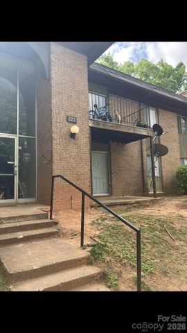 223 Orchard Trace Lane 5, Charlotte, NC 28213