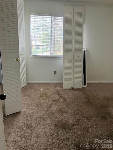 223 Orchard Trace Lane 5, Charlotte, NC 28213