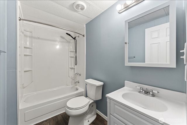 20821 93rd Street E, Bonney Lake, WA 98391