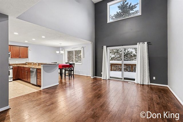 3037 Ledgestone Place, Grand Rapids, MI 49525