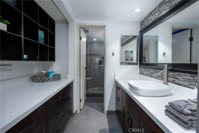 5301 E Waverly 211, Palm Springs, CA 92264