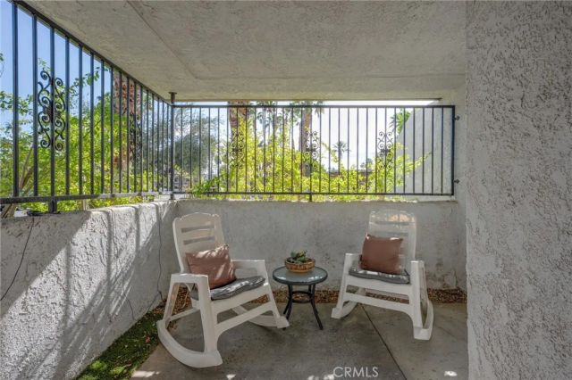 5301 E Waverly 211, Palm Springs, CA 92264