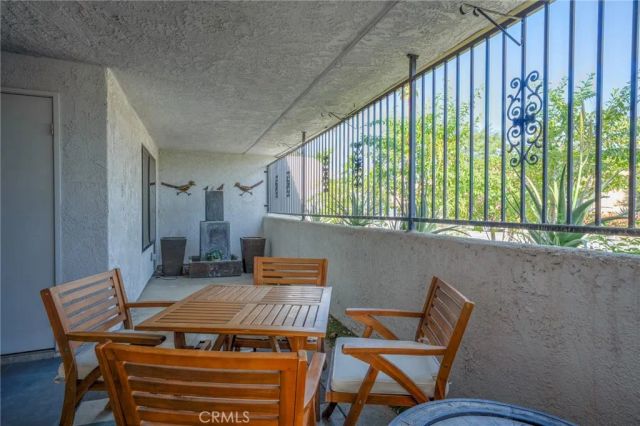 5301 E Waverly 211, Palm Springs, CA 92264