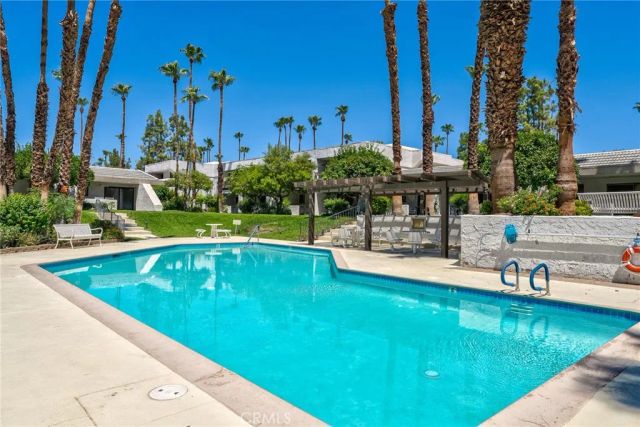 5301 E Waverly 211, Palm Springs, CA 92264