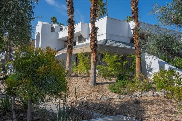 5301 E Waverly 211, Palm Springs, CA 92264