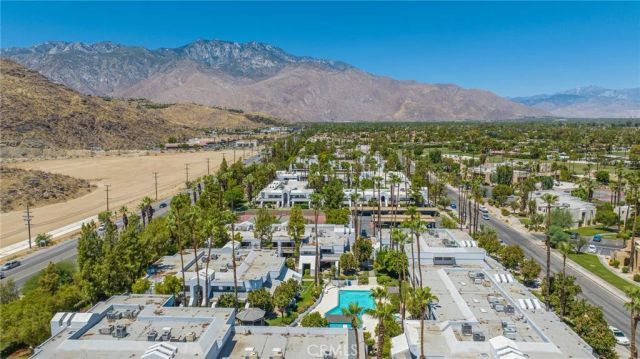 5301 E Waverly 211, Palm Springs, CA 92264