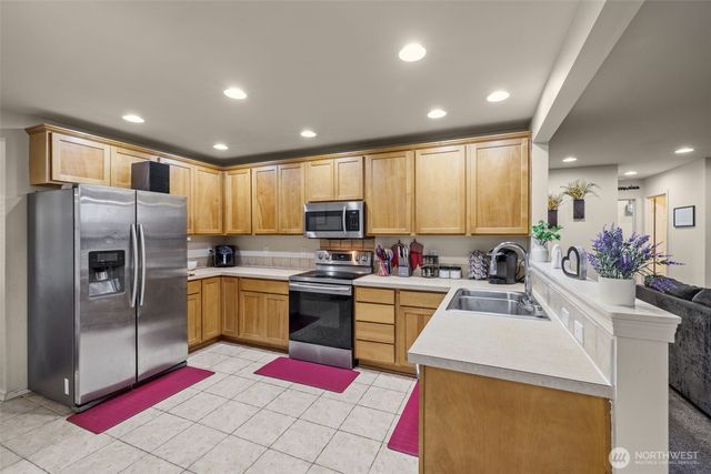 692 Hamlin Place, Burlington, WA 98233