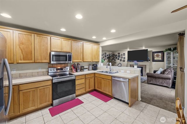 692 Hamlin Place, Burlington, WA 98233