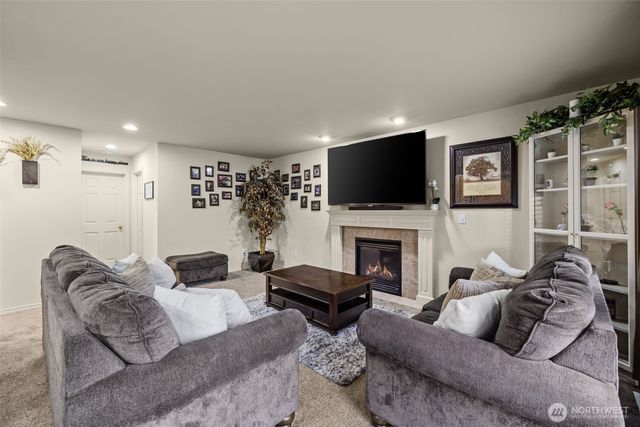 692 Hamlin Place, Burlington, WA 98233