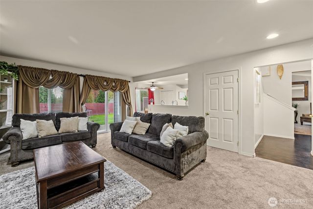 692 Hamlin Place, Burlington, WA 98233