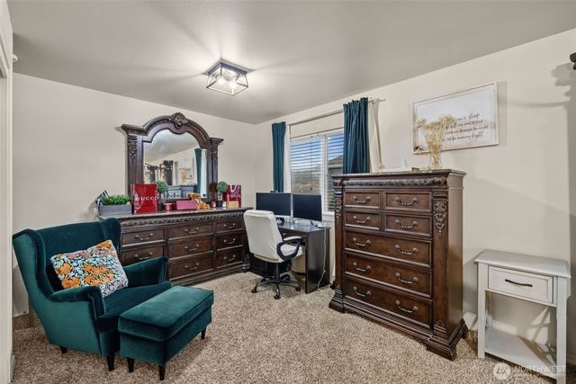 692 Hamlin Place, Burlington, WA 98233