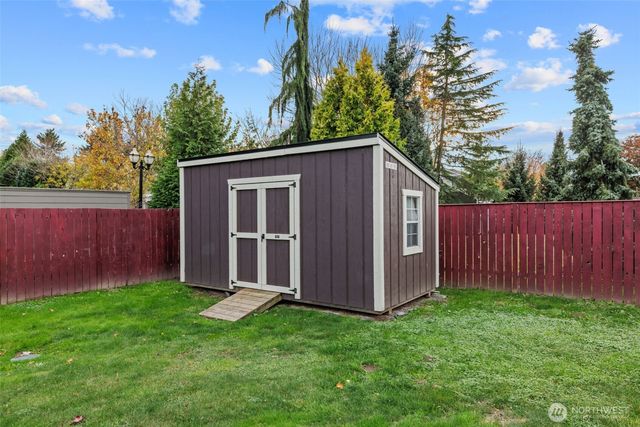 692 Hamlin Place, Burlington, WA 98233