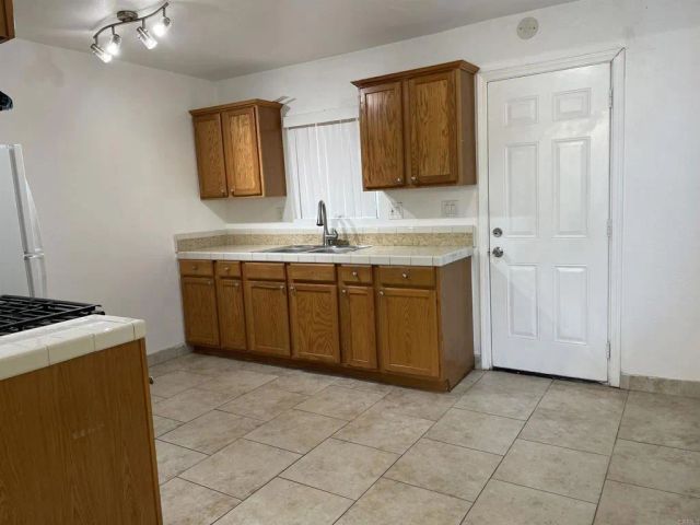 1210-16 HELIX ST, Spring Valley, CA 91977