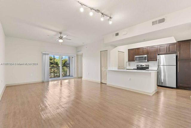 320 Franklin Club Drive Lantana, Delray Beach, FL 33483