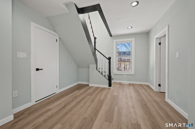 82 Hemlock Street, West Haven, CT 06516