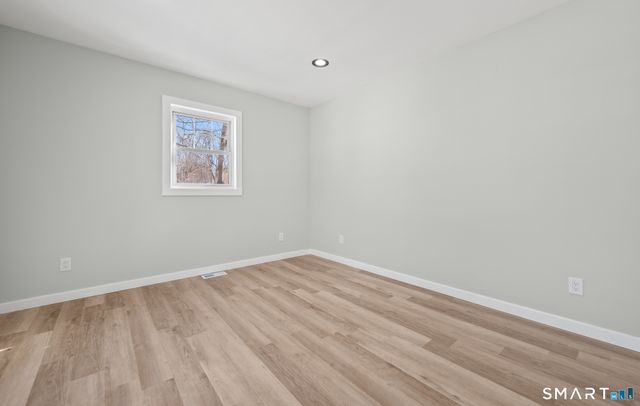 82 Hemlock Street, West Haven, CT 06516