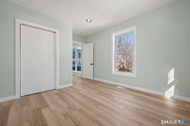 82 Hemlock Street, West Haven, CT 06516