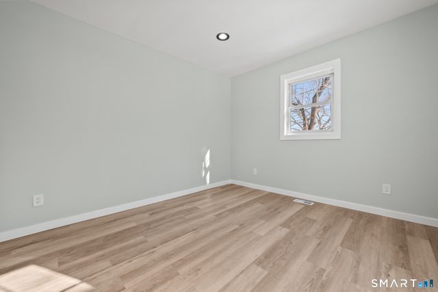 82 Hemlock Street, West Haven, CT 06516