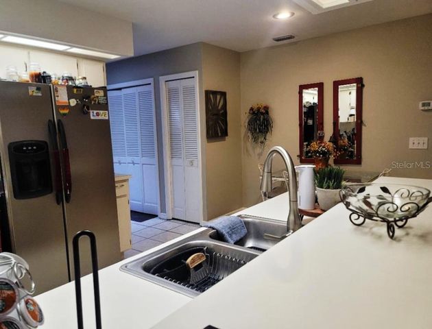 9736 CYPRESS SHADOW AVENUE, Tampa, FL 33647