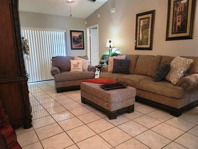9736 CYPRESS SHADOW AVENUE, Tampa, FL 33647