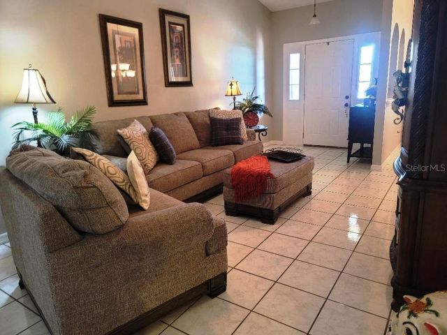 9736 CYPRESS SHADOW AVENUE, Tampa, FL 33647