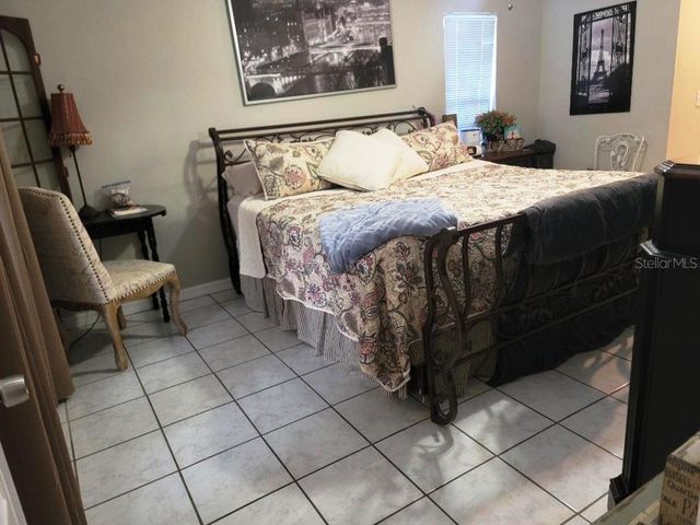 9736 CYPRESS SHADOW AVENUE, Tampa, FL 33647