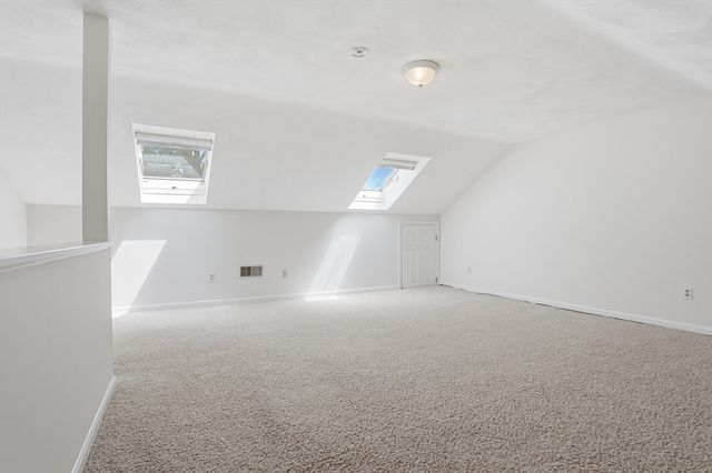 35 Casey Circle 35, Waltham, MA 02451