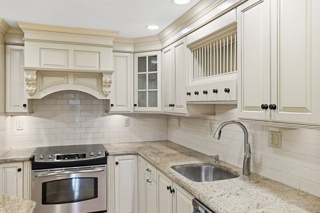 35 Casey Circle 35, Waltham, MA 02451