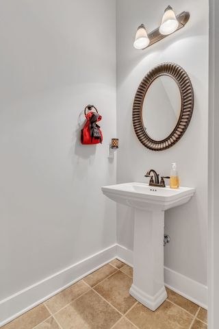 4211 Sheffield Ln, Greenbrier, TN 37073