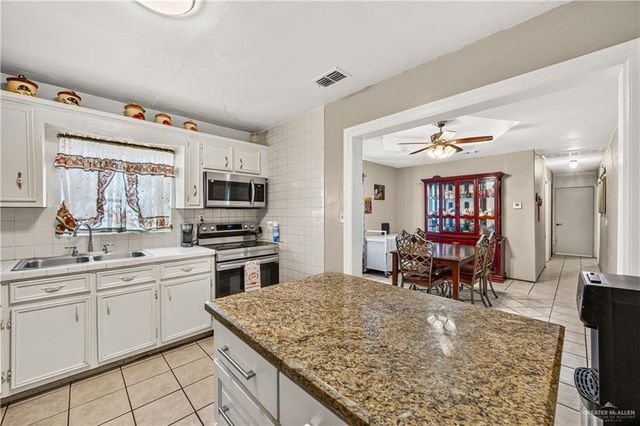 1902 Fresno Street, Sullivan City, TX 78595