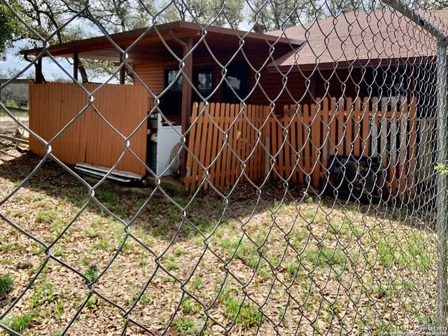 13663 Bandera, Helotes, TX 78023