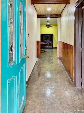 13663 Bandera, Helotes, TX 78023
