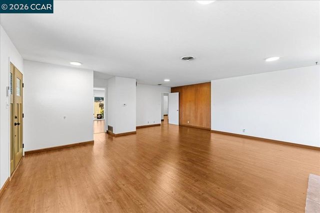 1566 1566 Mann Dr, Pinole, CA 94564