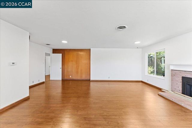 1566 1566 Mann Dr, Pinole, CA 94564