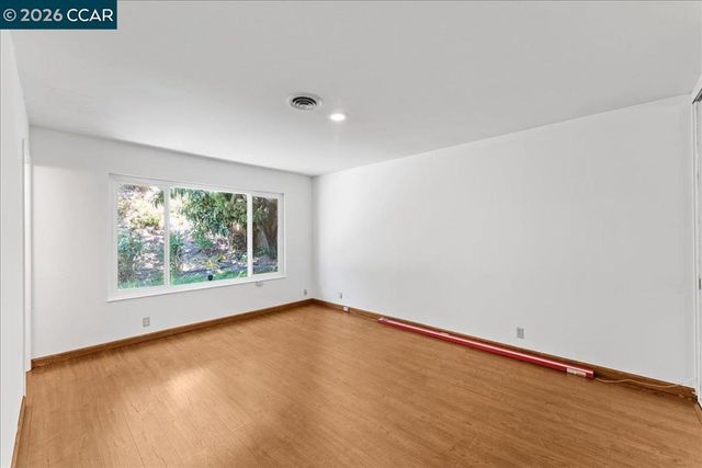 1566 1566 Mann Dr, Pinole, CA 94564