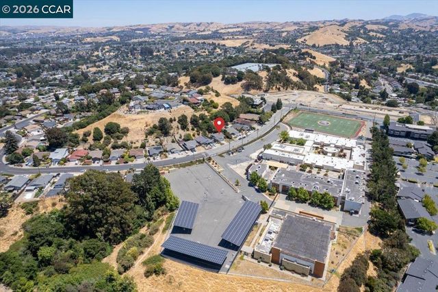 1566 1566 Mann Dr, Pinole, CA 94564