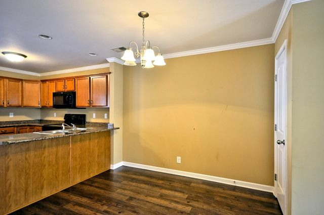 309 Sam Houston Cir, Clarksville, TN 37040