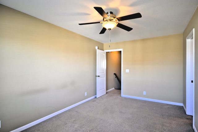 309 Sam Houston Cir, Clarksville, TN 37040